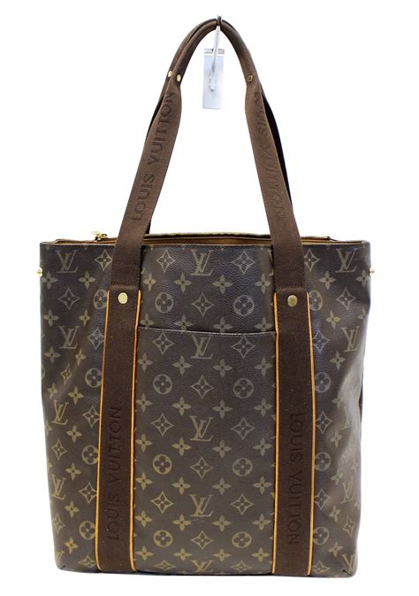 Louis Vuitton beaubourg monogram